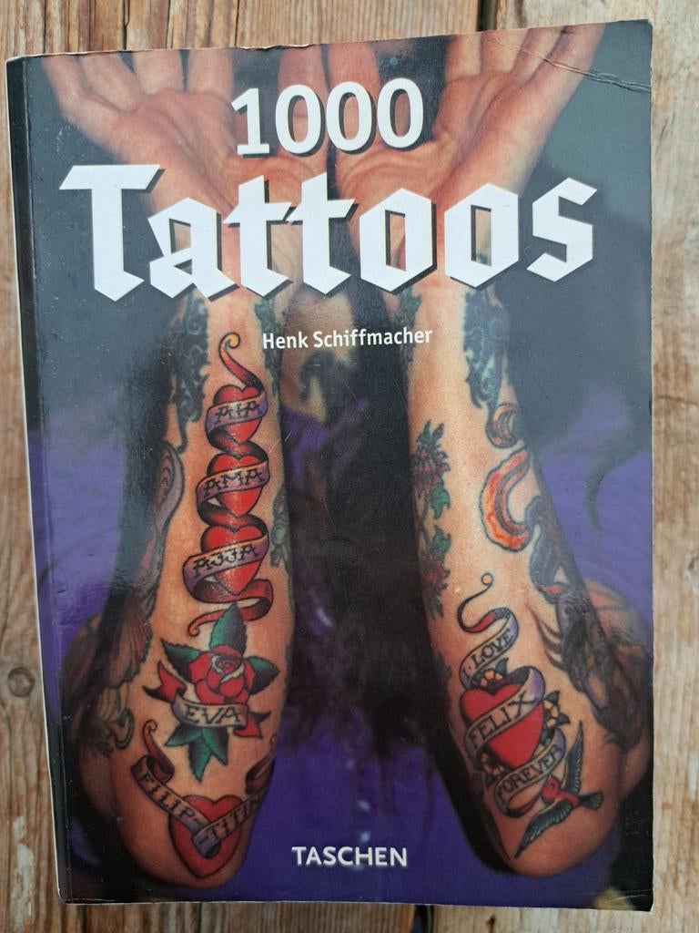 1000 Tattoos - Henk Schiffmacher (Taschen), Ophalen of Verzenden, Zo goed als nieuw, Overige onderwerpen, Henk Schiffmacher