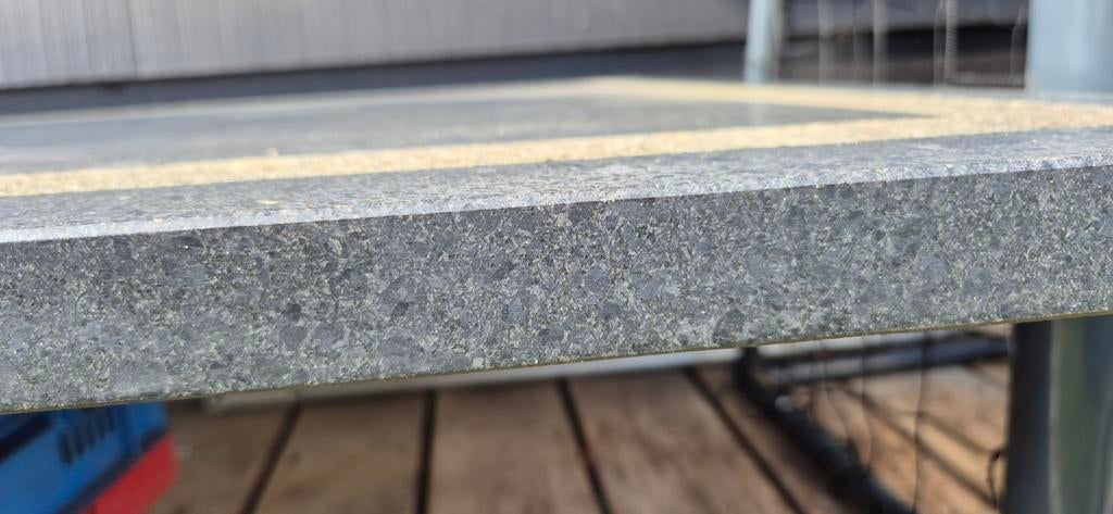 Granieten tafelblad voor buitenkeuken, Ophalen