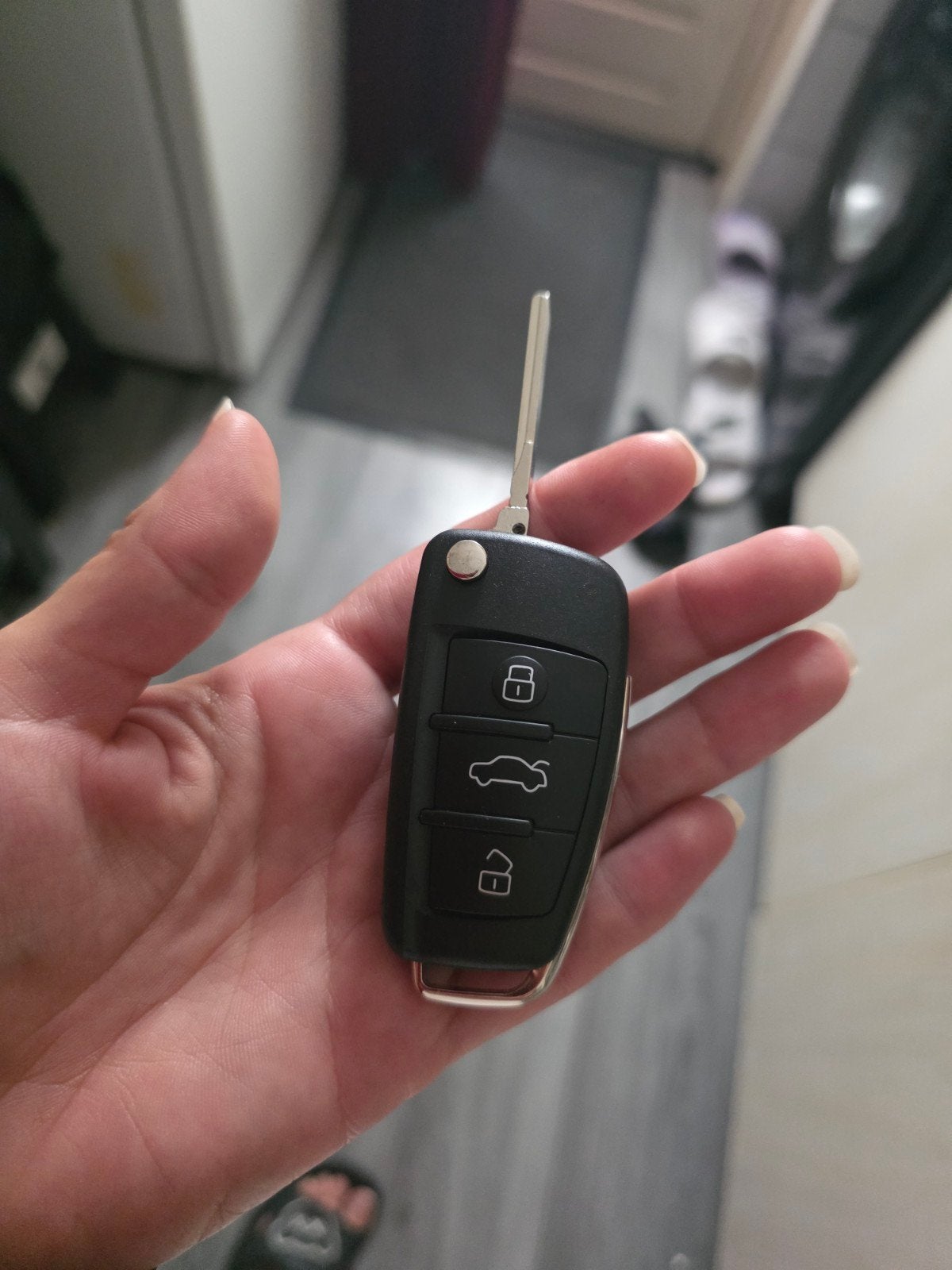 NIEUW & Origineel: Audi A1 / Q3 Sleutel (Hella 8X0837220F) –, Ophalen of Verzenden, Nieuw, Audi