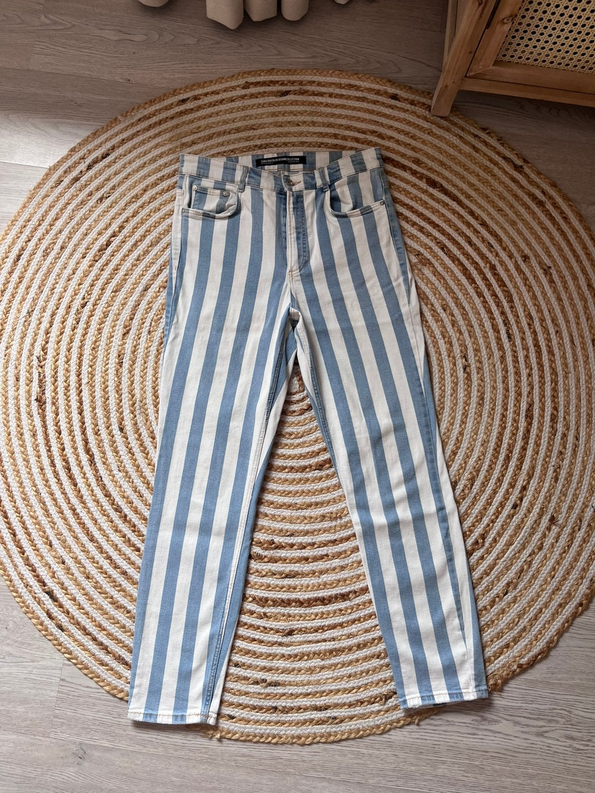 Blauw wit gestreepte spijkerbroek jeans Zara maat 40, Overige kleuren, Zara, Ophalen of Verzenden, W30 - W32 (confectie 38/40)