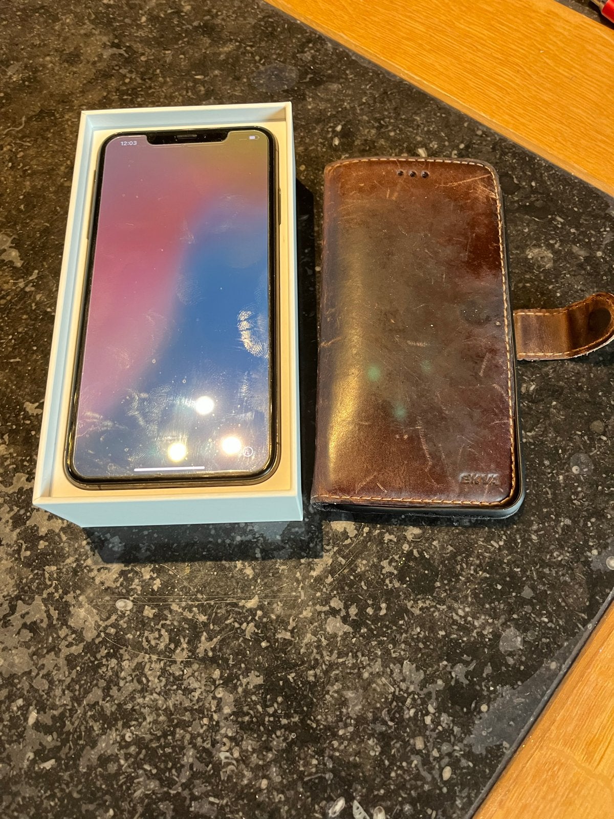 iPhone X 64GB Zwart met hoesje en doosje, Telecommunicatie, Mobiele telefoons | Apple iPhone, Ophalen, Gebruikt, Zwart, IPhone XS
