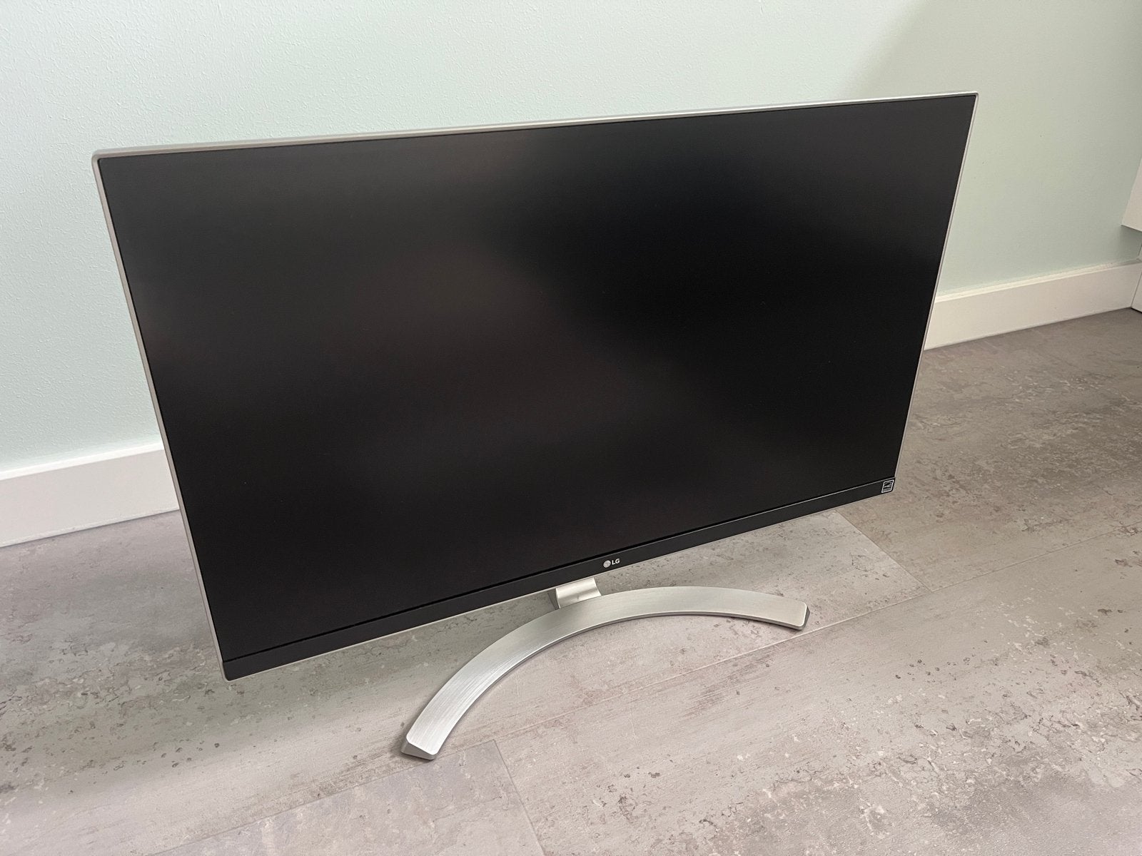 LG 27 inch 4K UHD IPS Monitor (27UD68-W), Computers en Software, Monitoren, Ophalen, Gebruikt, IPS, Ultra HD (4K)