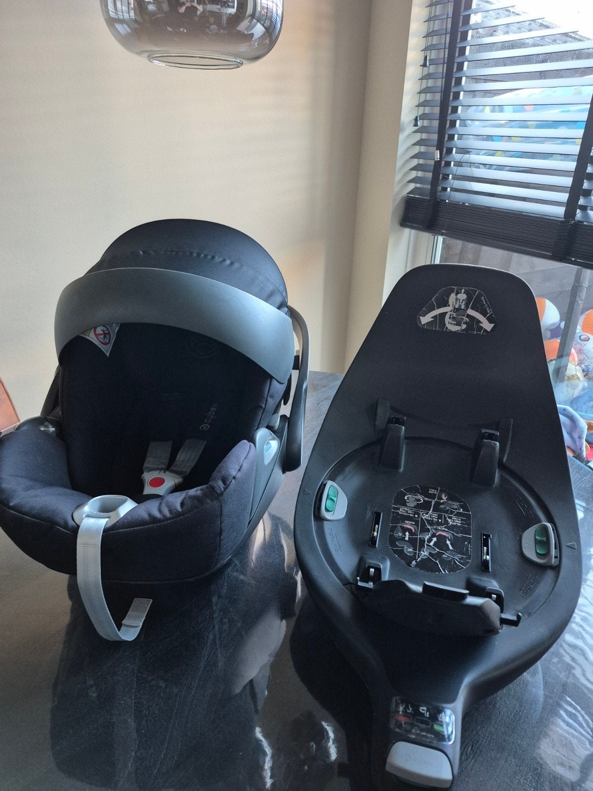 Cybex Cloud Z i-Size autostoel Zwart met Base en adapters, Gebruikt, Isofix, 0 t/m 13 kg, Ophalen
