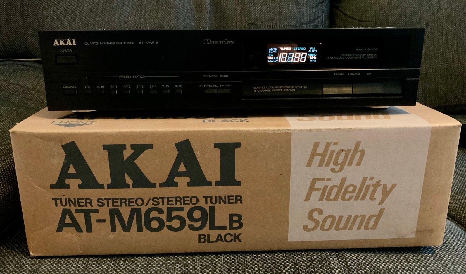Akai AT-M659Lb tuner, Ophalen of Verzenden, Zo goed als nieuw, Analoog