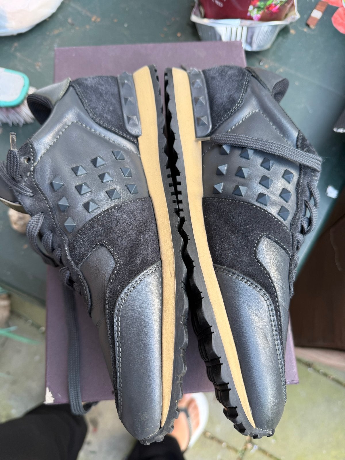 Valentino Garavani Rockrunner Sneakers - Zwart maat 42, Ophalen of Verzenden, Zo goed als nieuw, Zwart, Sneakers of Gympen