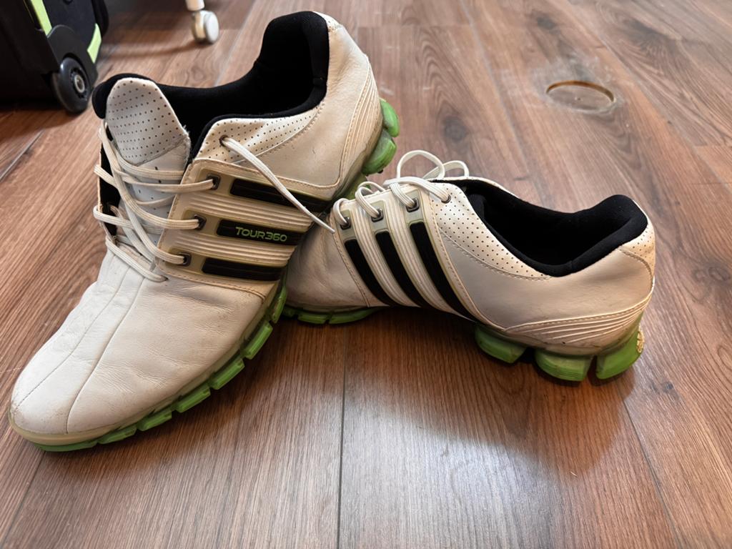 Adidas Tour360 Golfschoenen Maat 48 incl tas, Sport en Fitness, Golf, Ophalen of Verzenden, Gebruikt, Schoenen, Overige merken