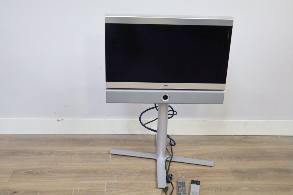 Loewe Televisie met Standaard, Ophalen of Verzenden, Niet ingevuld, Niet ingevuld, Niet ingevuld