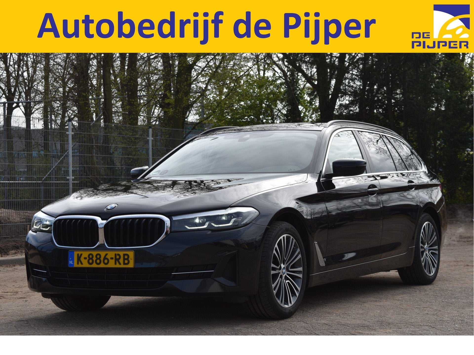 BMW 5 Serie Touring 520i Executive Edition Facelift | NL-Aut, Auto's, BMW, Automaat, Gebruikt, 4 cilinders, Zwart