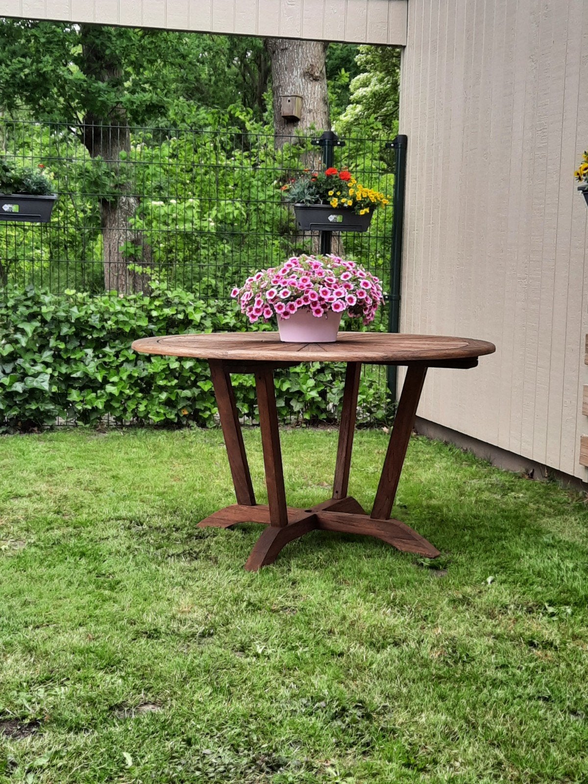 Teakhouten ronde tuintafel met parasolgat, Ophalen, Gebruikt, Rond, Teakhout