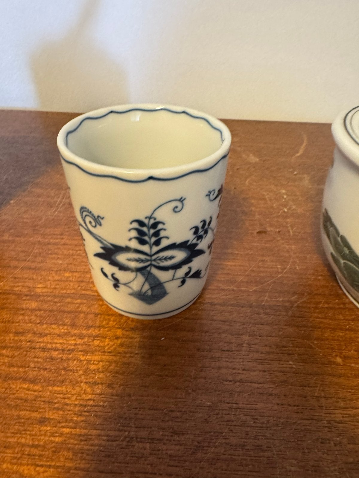 Blue Danube porseleinen beker, Japans, 9 cm hoog, Antiek en Kunst, Ophalen