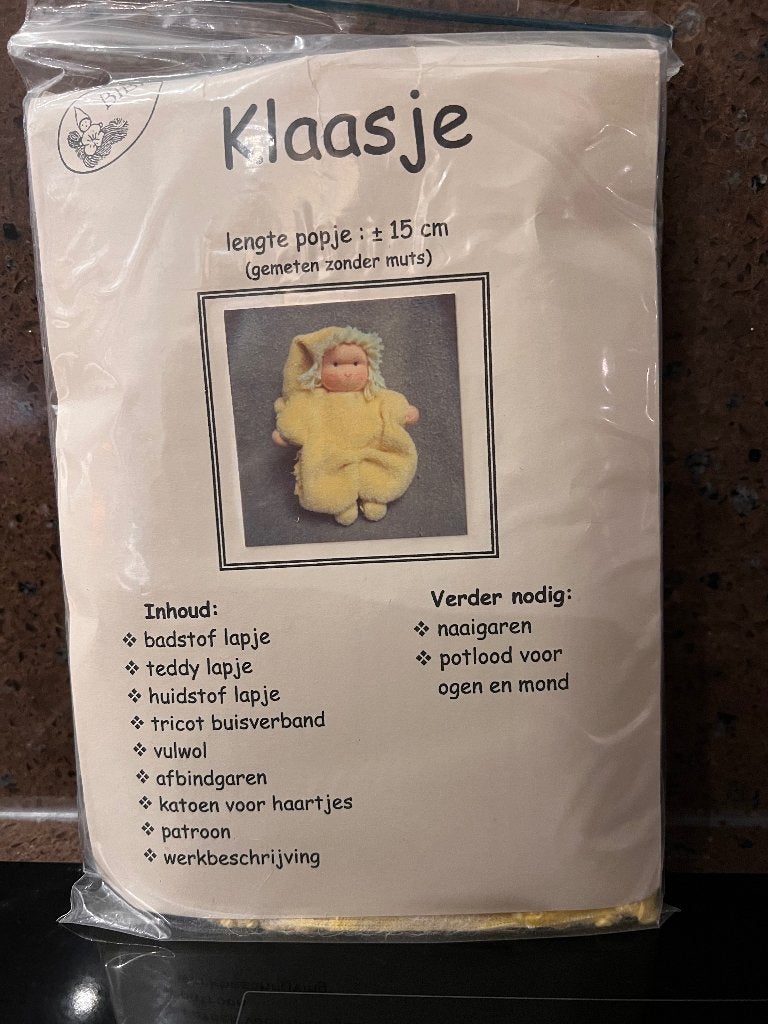Vilten popje klaasje 15 cm, Ophalen of Verzenden, Nieuw, Figuurtje(s), Wolvilt