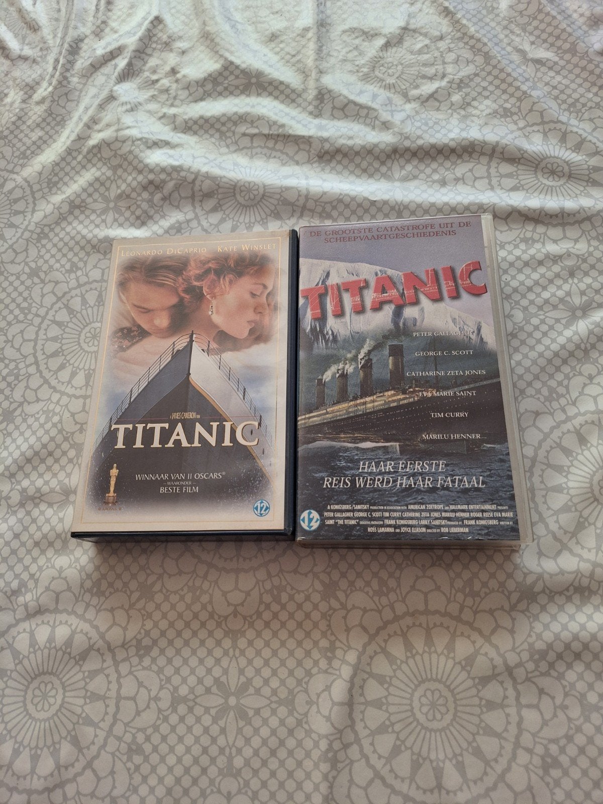2 videobanden speelfilms, Cd's en Dvd's, VHS | Film, Alle leeftijden, Ophalen, Overige genres