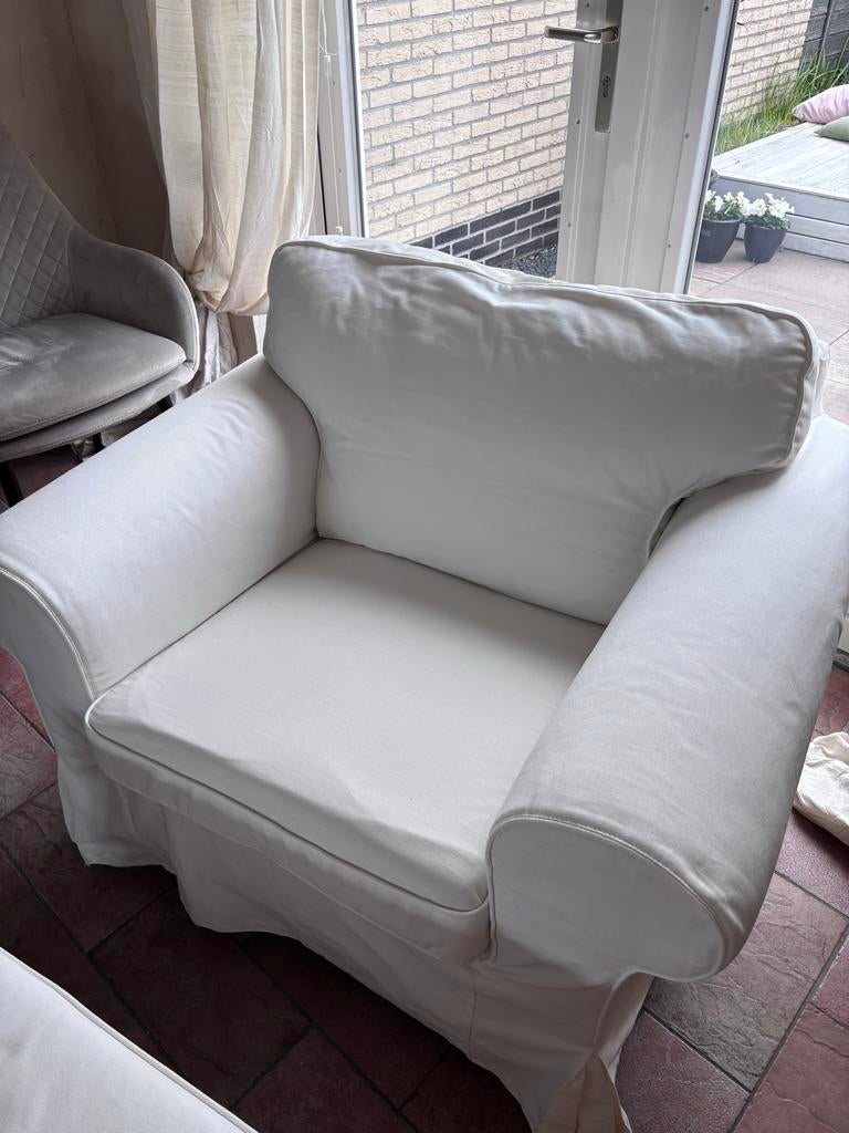 IKEA Ektorp fauteuil met voetenbank - Wit, Ophalen, Zo goed als nieuw