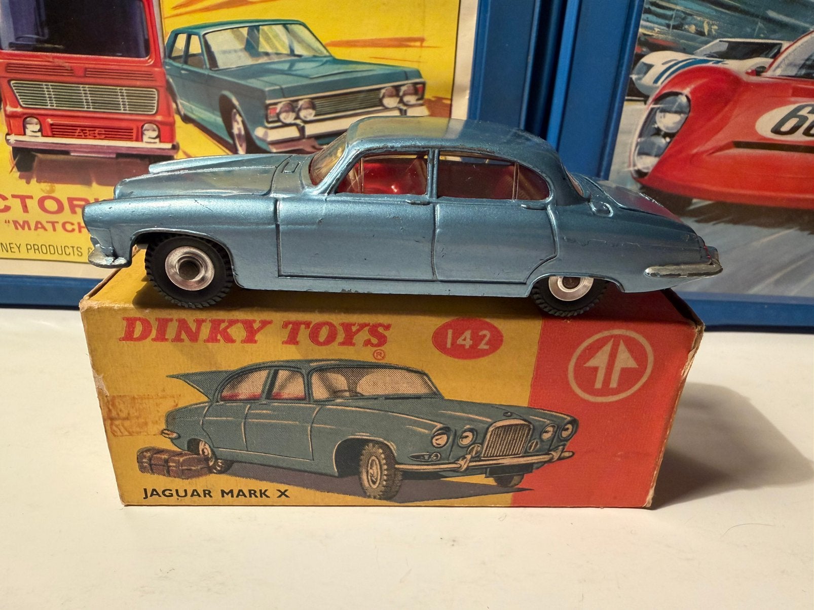 Dinky Toys Nr.142 Jaguar Mark X Saloon, Ophalen of Verzenden, Gebruikt, Auto, Dinky Toys