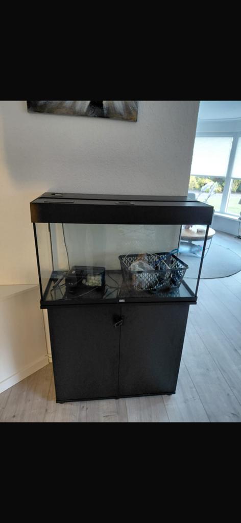 Juwel aquarium, Ophalen, Leeg aquarium