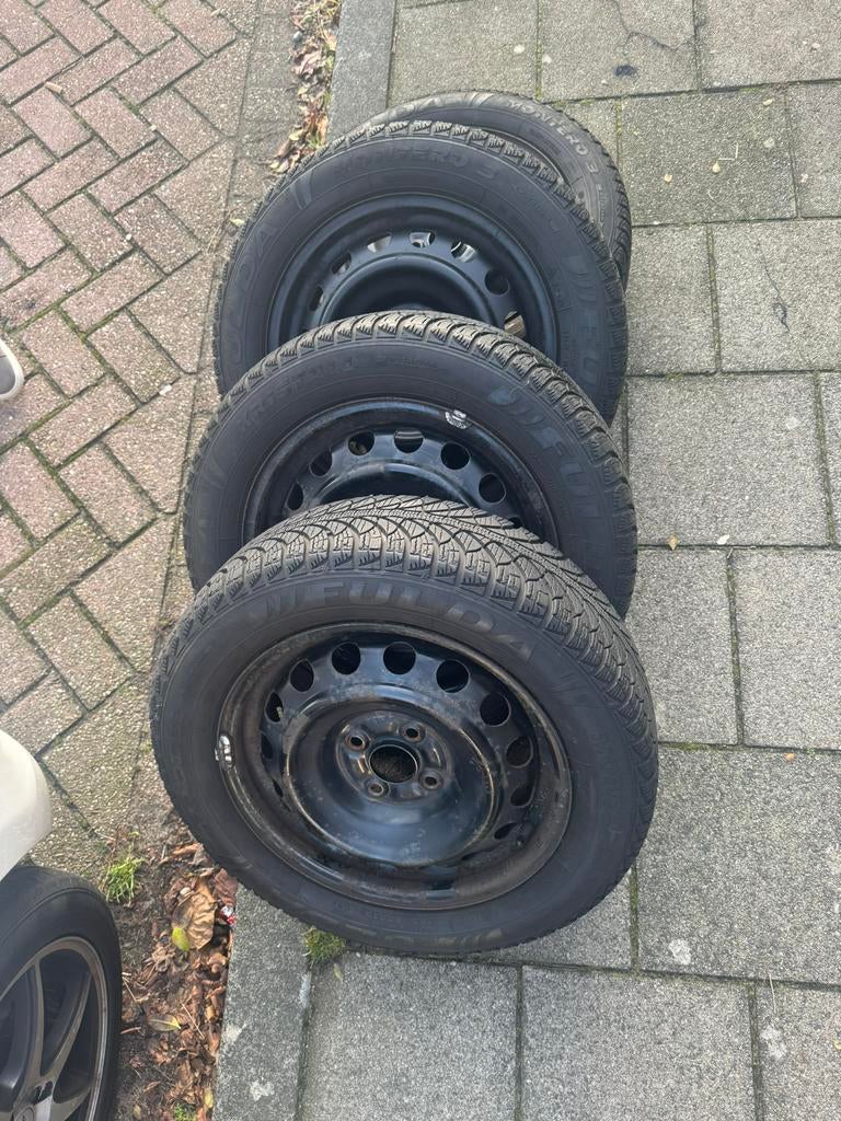 Winterbanden 185/60R15 84T, Ophalen, Gebruikt