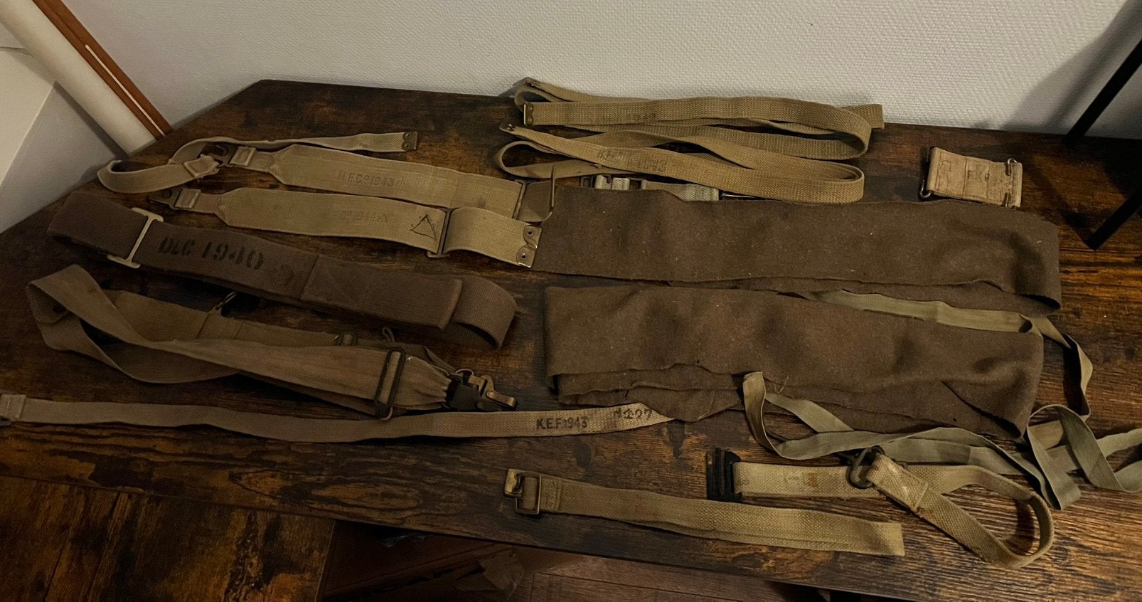 Wo2 - Brits riemen lot, Verzamelen, Ophalen of Verzenden, Engeland, Kleding of Schoenen
