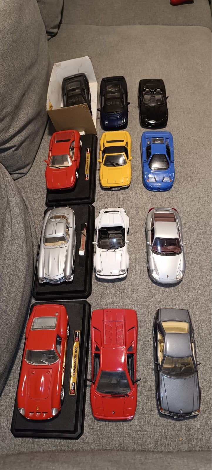 Maisto en Bburago modelauto's - Diverse modellen, Ophalen of Verzenden, Gebruikt, Auto, Maisto