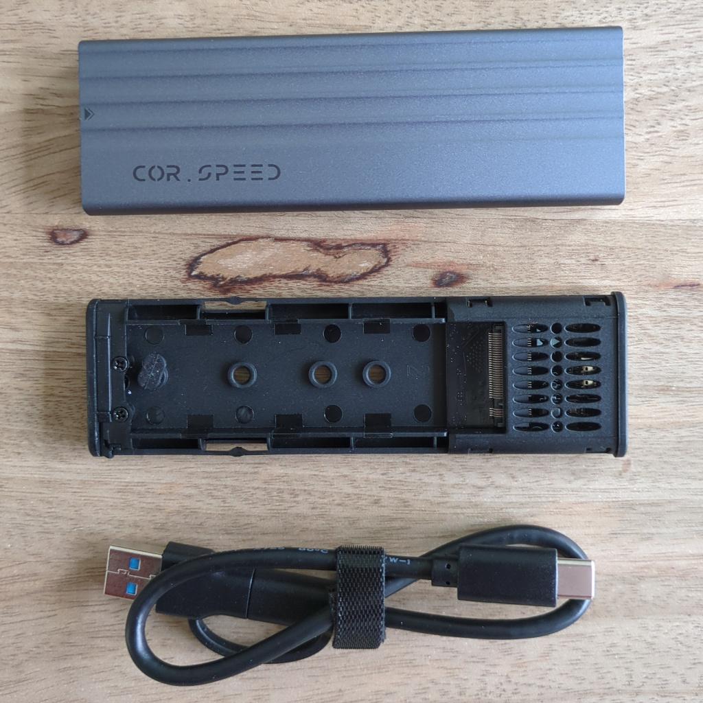 2-in-1 SSD Behuizing - NVMe & SATA, Computers en Software, Harde schijven, Ophalen, SSD, Zo goed als nieuw, Laptop