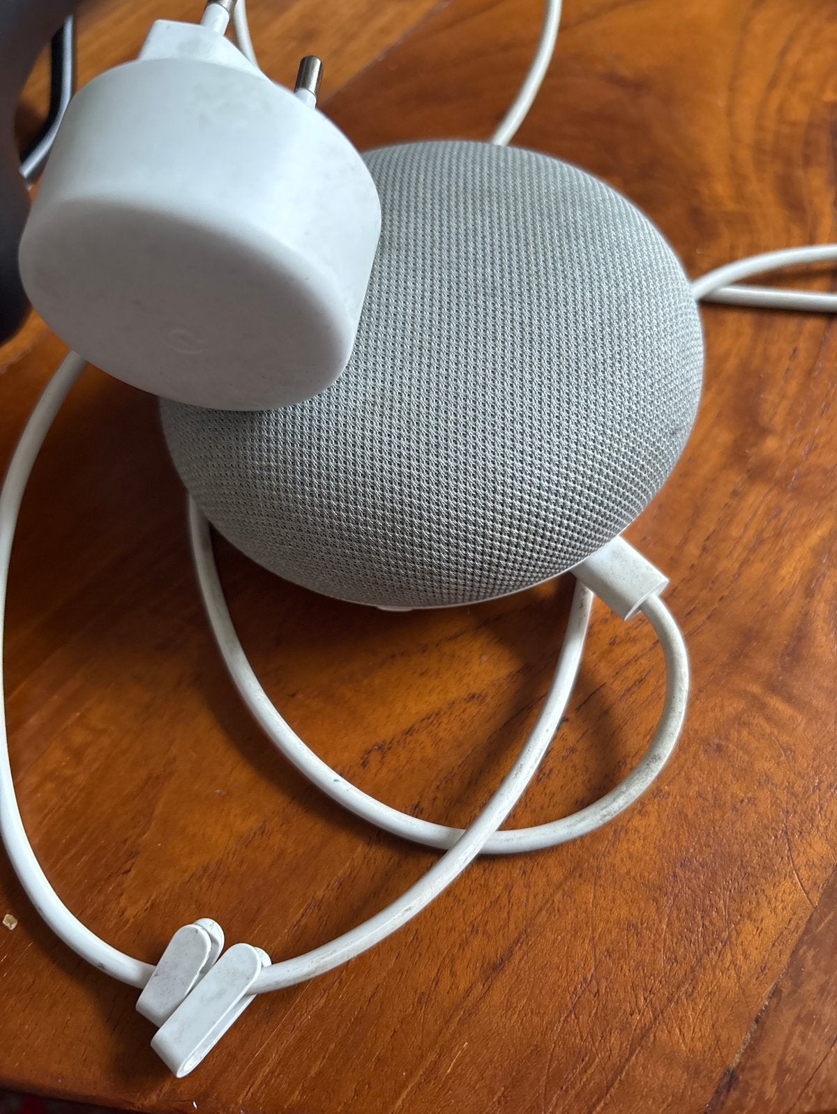 Google Nest Mini - Smart Speaker