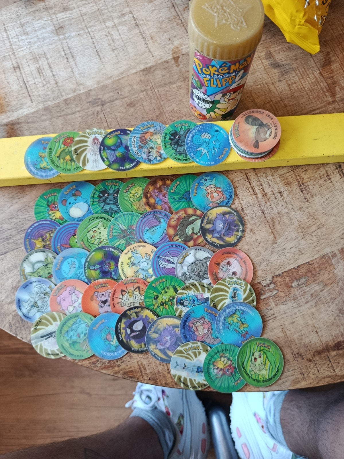 Pokémon Flippo's met originele houder - Zeldzame Verzameling, Verzamelen, Flippo's, Ophalen of Verzenden, Verzameling