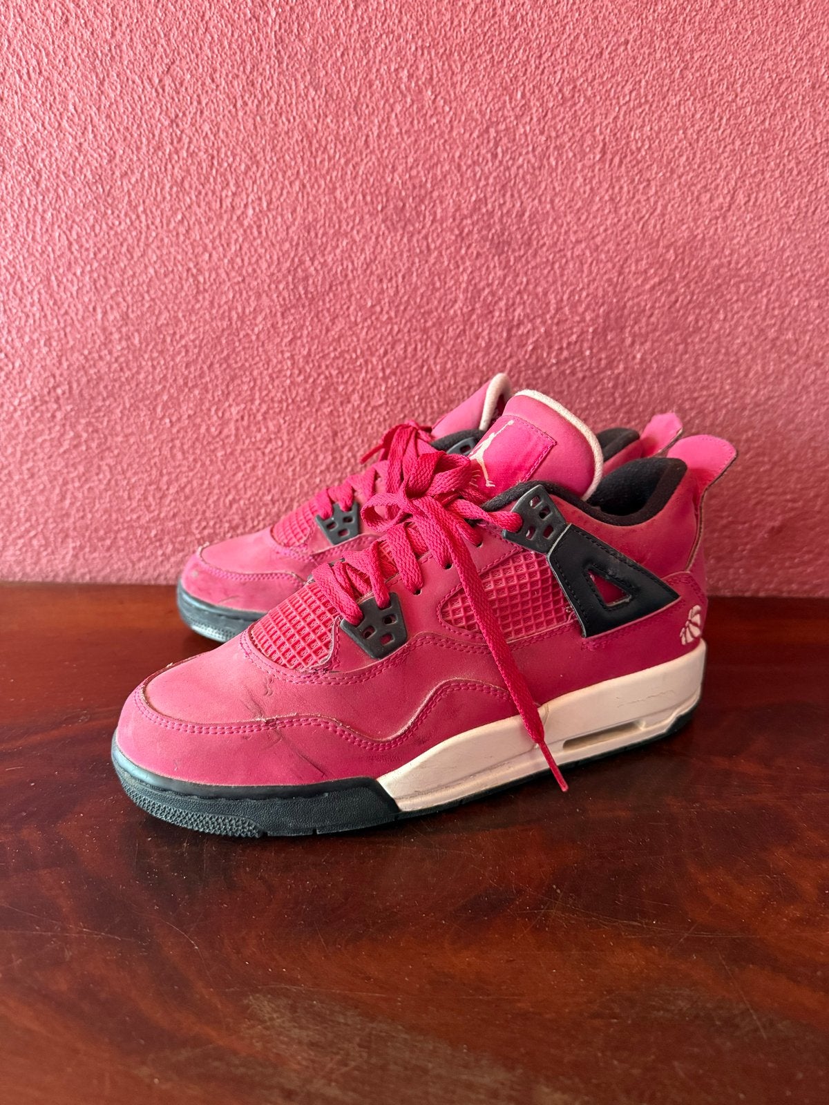 Jordan 4 Retro PS 'Fuchsia' - Maat 38, Kleding | Dames, Schoenen, Ophalen of Verzenden, Gedragen, Roze, Sneakers of Gympen