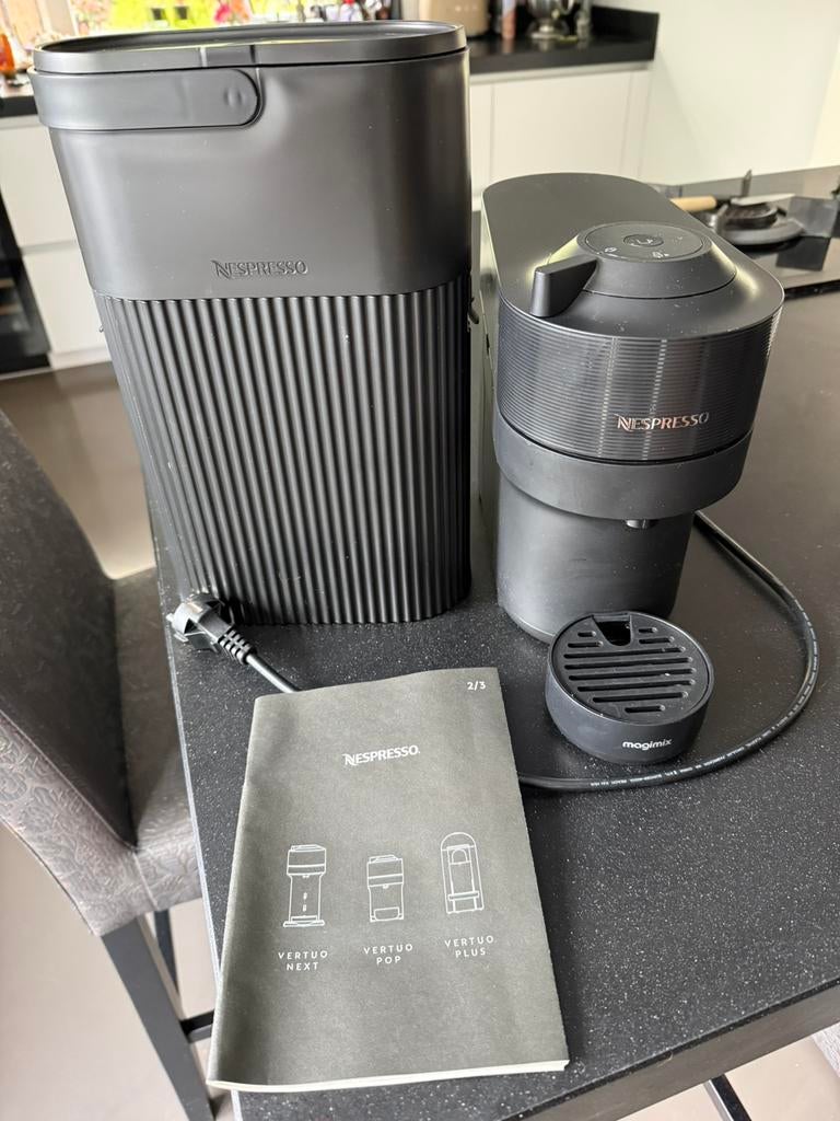 Nespresso Vertuo Next - magimix, Ophalen of Verzenden, Zo goed als nieuw, Espresso apparaat