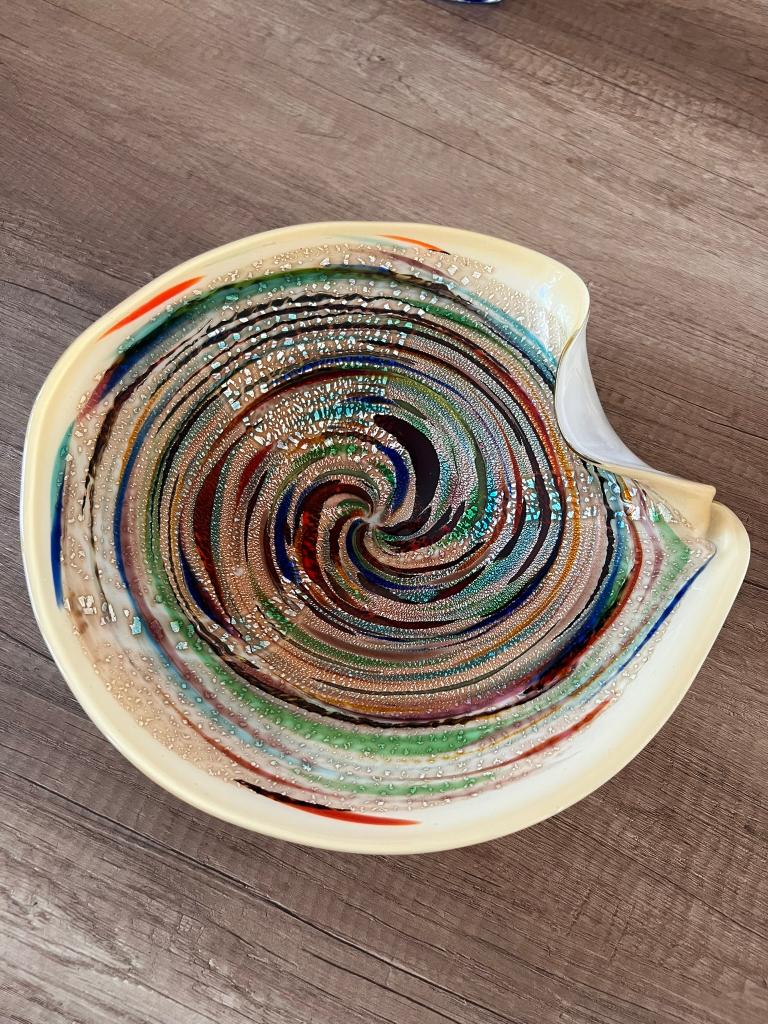 Mooie Vintage Murano Tutti Frutti schaal met label, Huis en Inrichting, Woonaccessoires | Schalen en Manden, Schaal, Rond, Ophalen of Verzenden