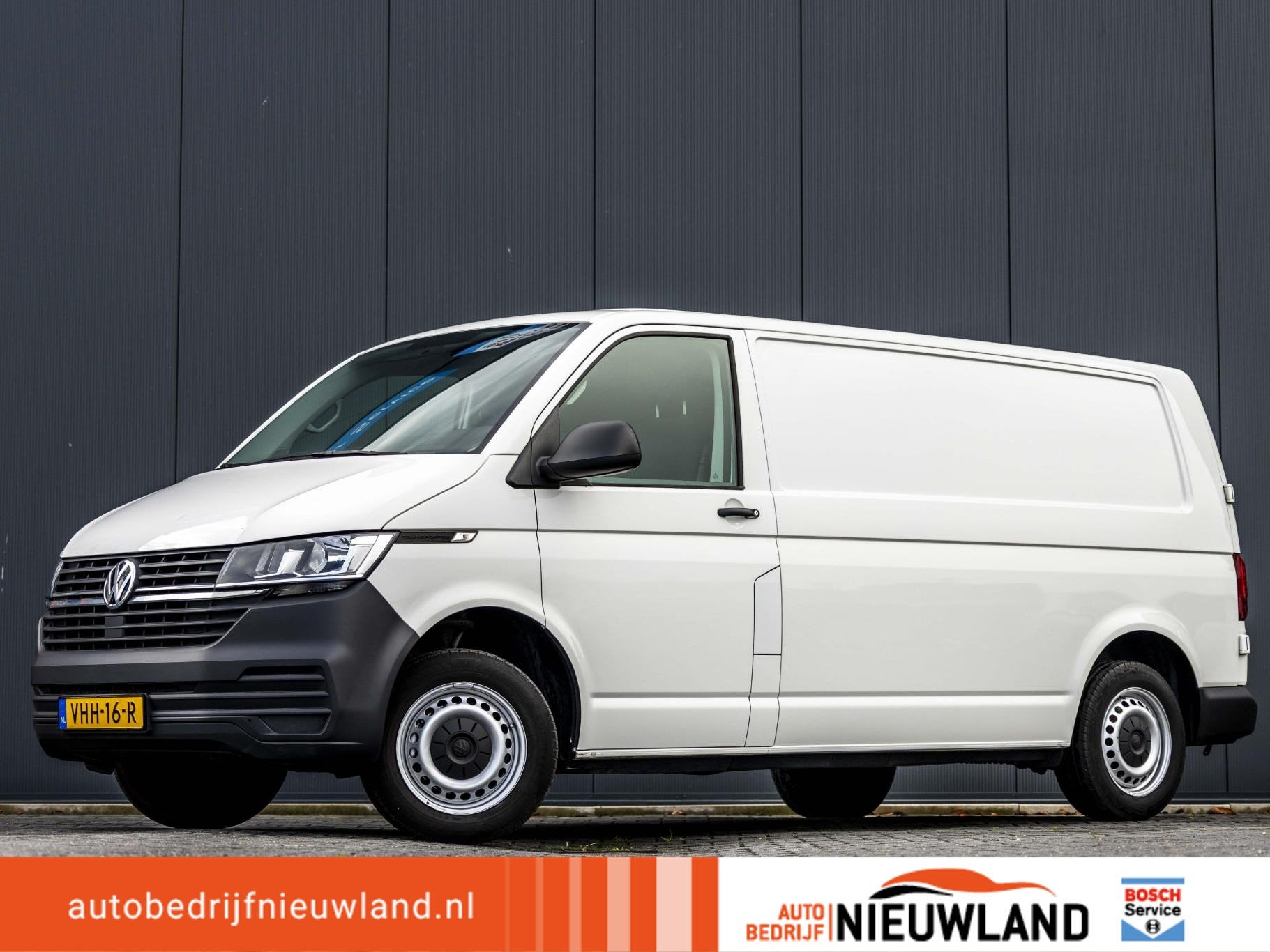 Volkswagen Transporter 2.0 TDI L2H1 28 Airco|trekhaak|inrich