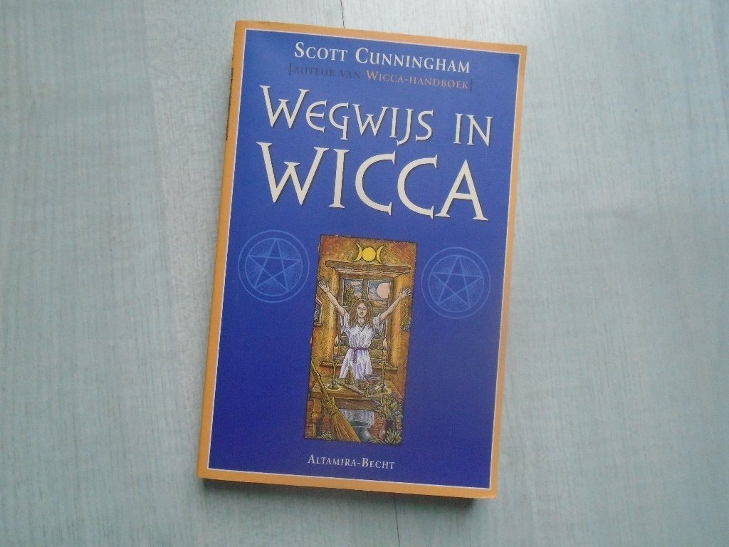 wegwijs in wicca, scott cunningham, Overige typen, Ophalen of Verzenden, Zo goed als nieuw, Spiritualiteit algemeen