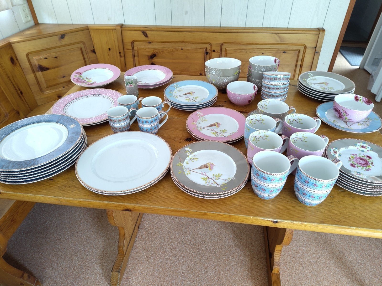 Pip Studio servies - doe een leuk bod!, Ophalen, Porselein, Overige stijlen, Bord(en)