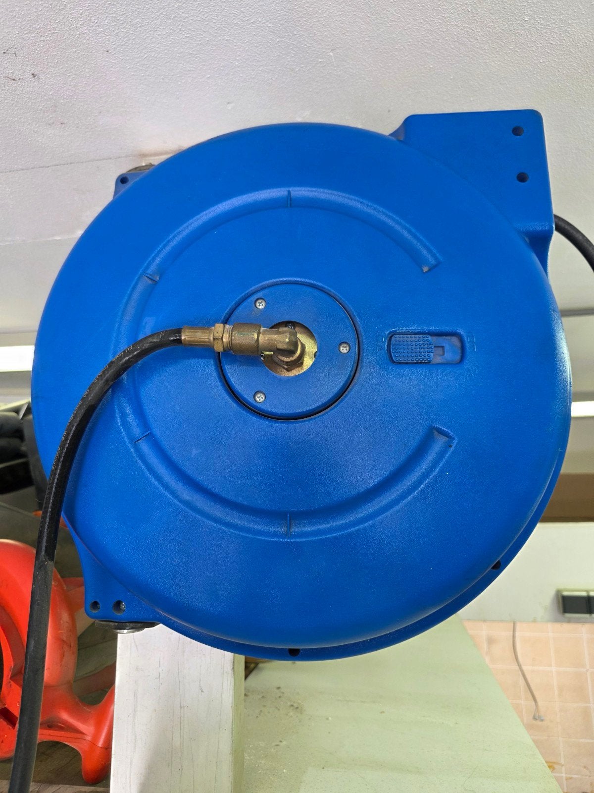 Automatische luchtslanghaspel - 15 meter, 100 liter of meer, Ophalen of Verzenden, Zo goed als nieuw