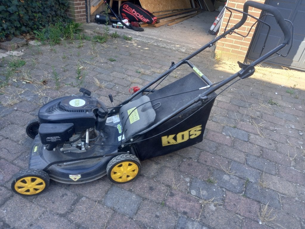 Benzine grasmaaier cirkelmaaier, Zo goed als nieuw, Benzine-grasmaaier, 40 t/m 49 cm, Ophalen