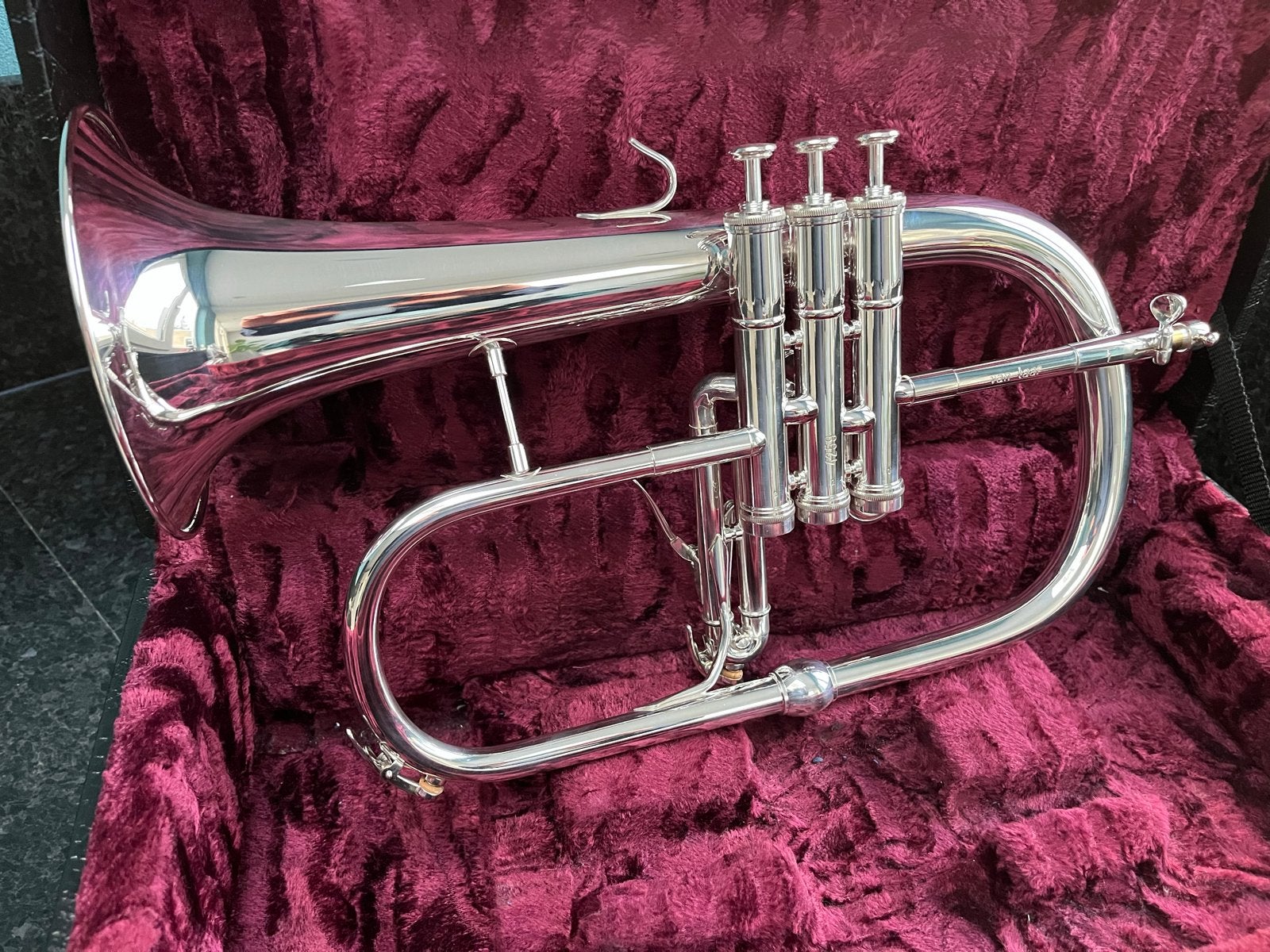 Hub van Laar Bugel B1 (Flugelhorn) - Zo goed als nieuw, Ophalen of Verzenden, Zo goed als nieuw, Overige typen, Met koffer