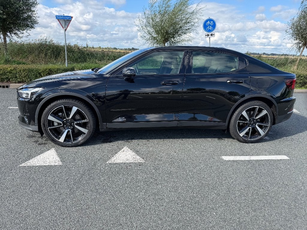 Polestar 2 300kW Long Range Dual Motor 408pk Aut 2020 Zwart, Auto's, Automaat, Polestar 2, Beige, 110 €/maand