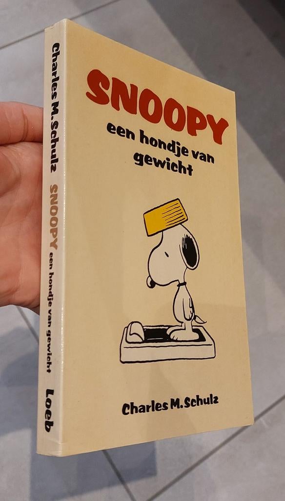 Snoopy: Een Hondje van Gewicht - Charles M. Schulz, Eén stripboek, Ophalen of Verzenden, Gelezen, Charles M. Schulz