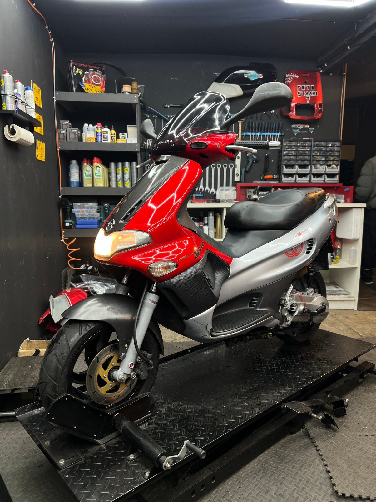 Gilera runner 172cc a1, Ophalen, Zo goed als nieuw, Blok, Piaggio
