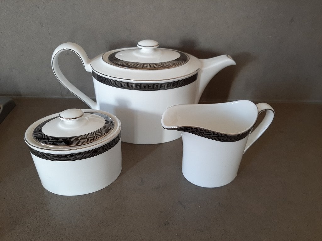Metropolis Wedgwood theepot, suikerpot en melkkannetje NIEUW, Overige typen, Nieuw, Ophalen of Verzenden, Wedgwood