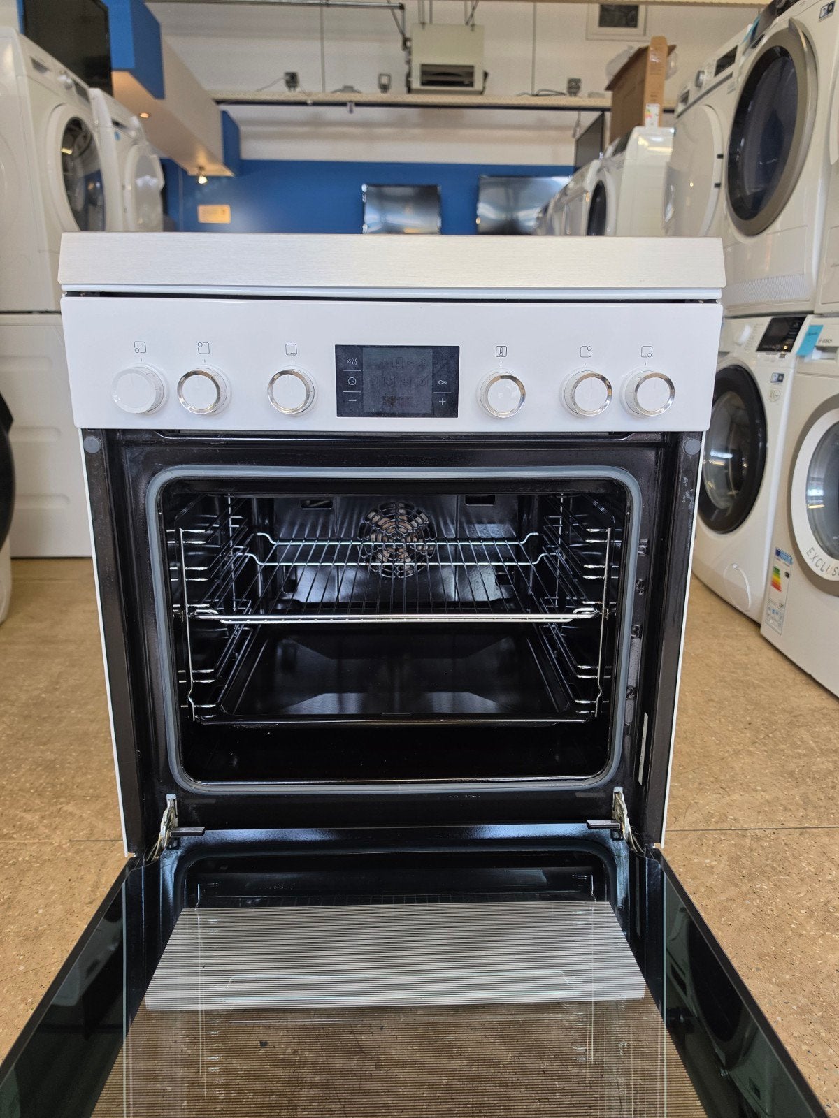 Bosch 4 pits gasfornuis | Hete lucht oven | Gratis thuis, Bosch, Jirnsum, 60 cm of meer, Zo goed als nieuw