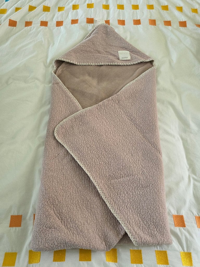 Koeka omslagdoek/inwikkeldoek old pink, Kinderen en Baby's, Dekens, Slaapzakjes en Inbakerproducten, Ophalen of Verzenden, Deken