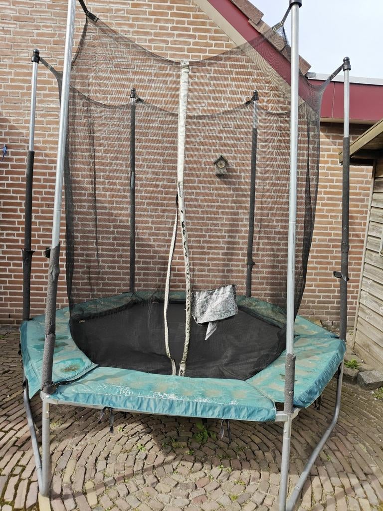Trampoline met net, Ophalen, Gebruikt