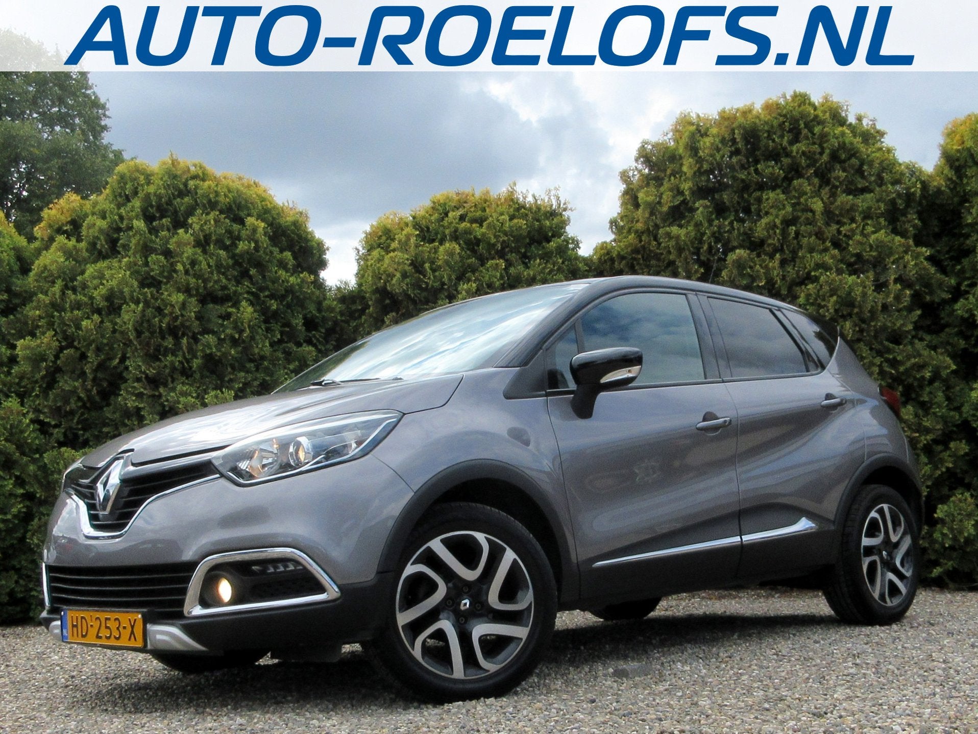 Renault Captur 0.9 TCe Xmod * Leder * Trekhaak * Camera *, Auto's, Voorwielaandrijving, 898 cc, Gebruikt, 49 €/maand