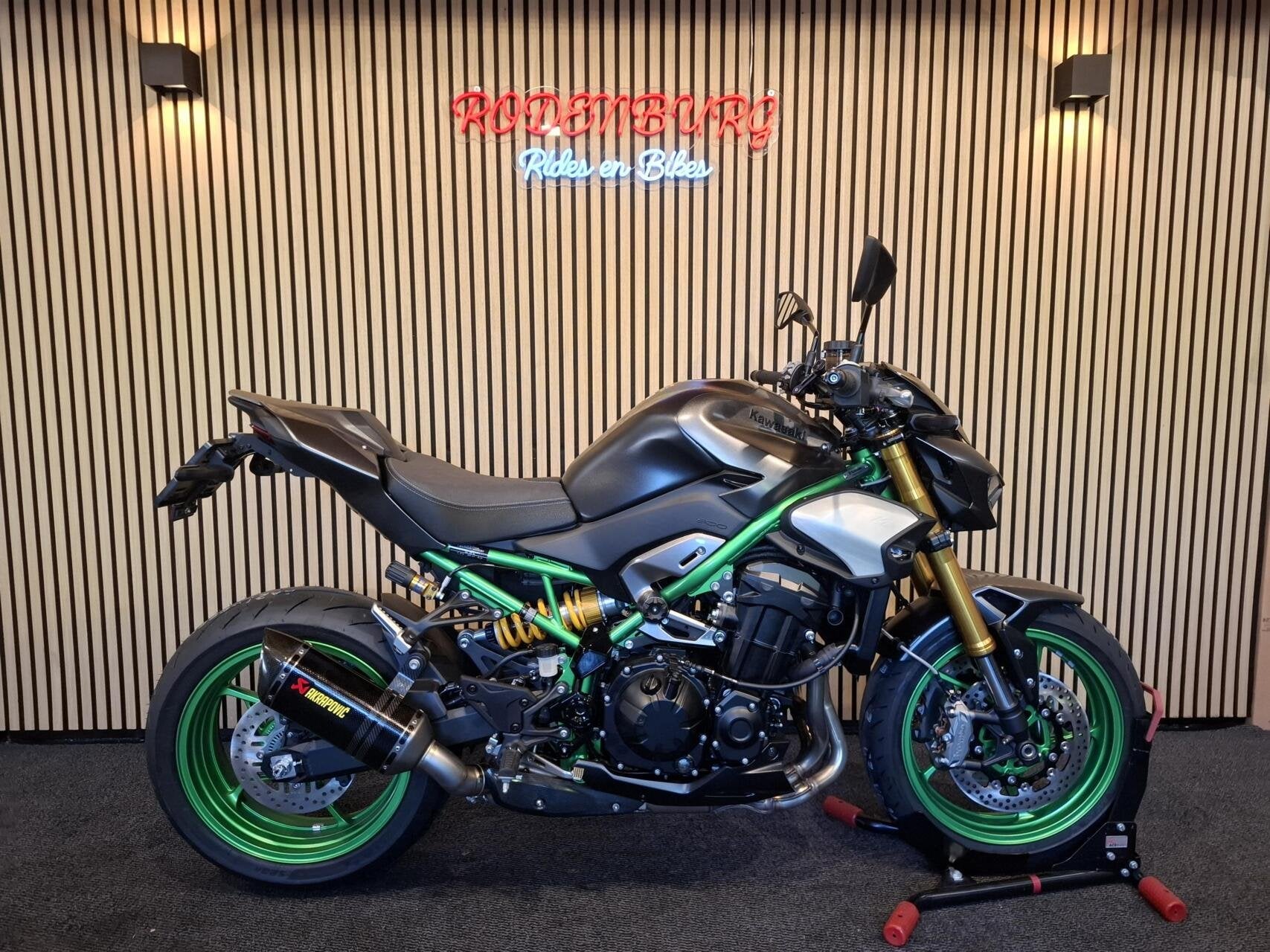 Kawasaki Z900 SE PERFORMANCE 2026 BTW MOTOR Z 900, Motoren, Motoren | Kawasaki, Traction Control, Kawasaki, 948 cc, Bedrijf