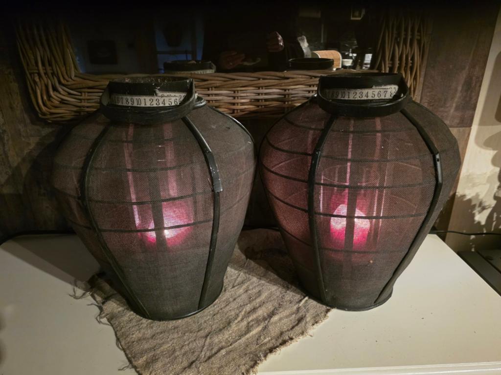 2 jute windlichten van riverdale, Huis en Inrichting, Woonaccessoires | Kandelaars en Kaarsen, Ophalen, 25 tot 50 cm