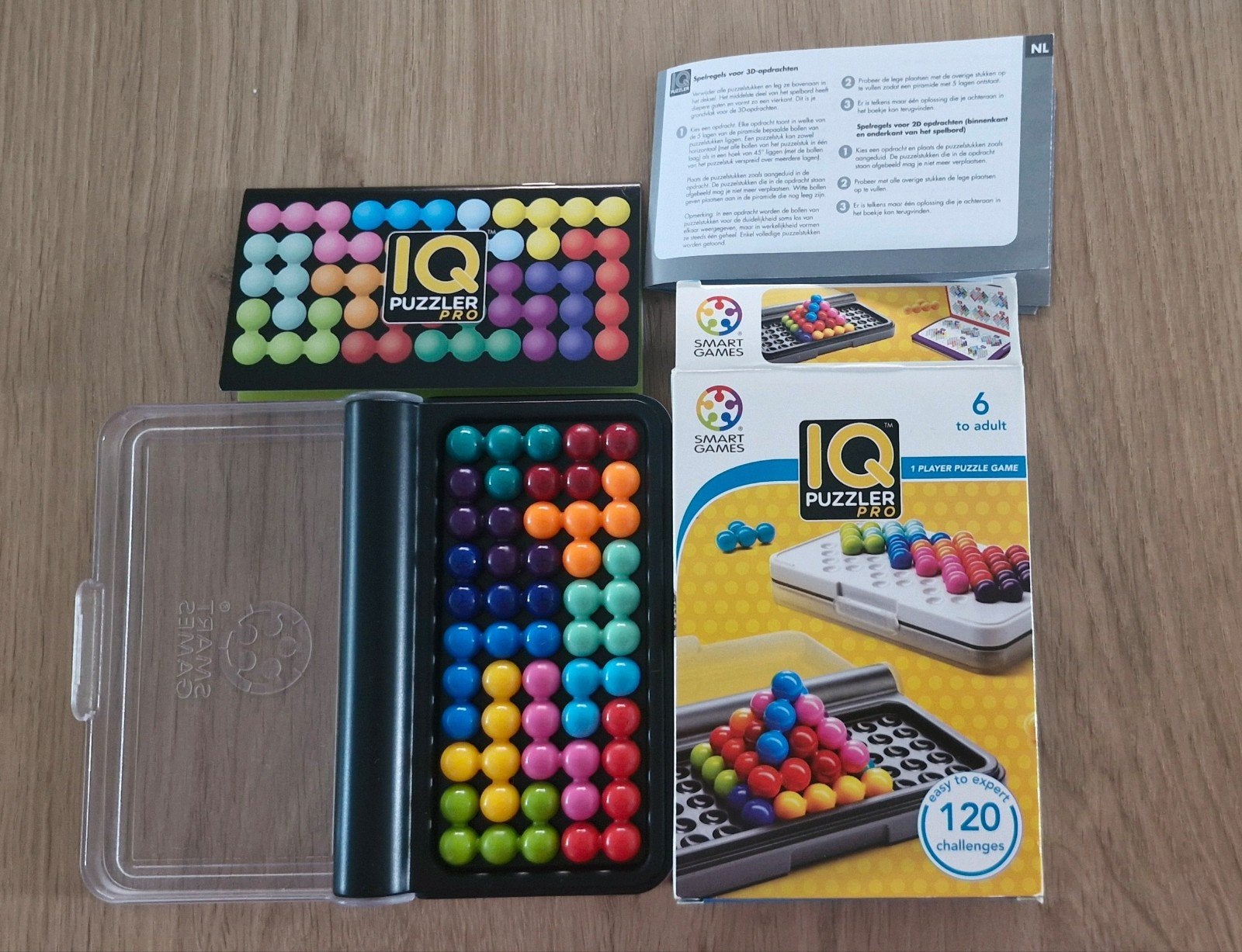 IQ Puzzler Pro - SmartGames Puzzelspel, Een of twee spelers, Ophalen of Verzenden, Zo goed als nieuw, SmartGames