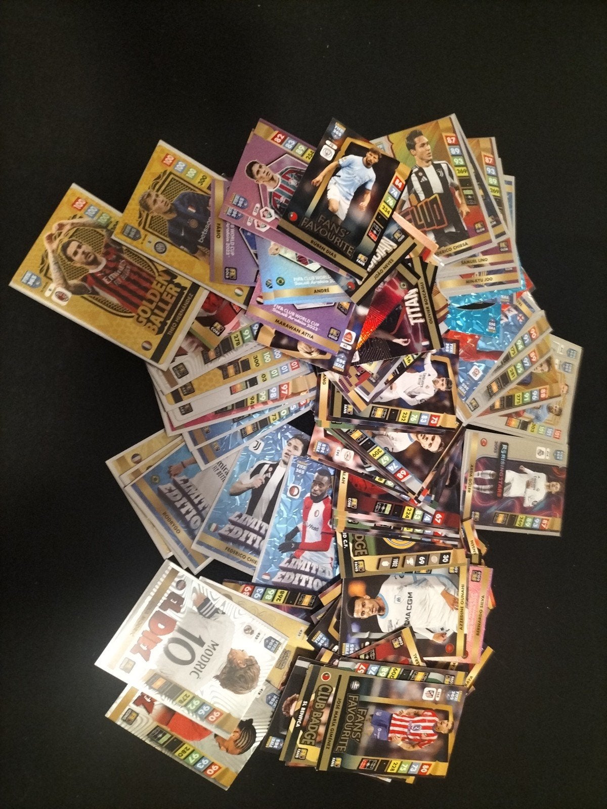 2024/25 panini kaarten voetbal, Verzamelen, Ophalen of Verzenden, Zo goed als nieuw, Buitenlandse clubs, Spelerskaart