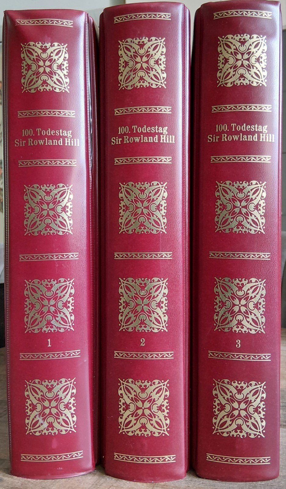 3 albums postzegels met thema Todestag Sir Rowland Hill, Postzegels en Munten, Ophalen of Verzenden