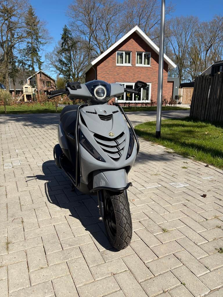 Piaggio Zip iGet 2020 | Zeer nette staat | Goed onderhouden, Ophalen, Piaggio, Zo goed als nieuw, Benzine