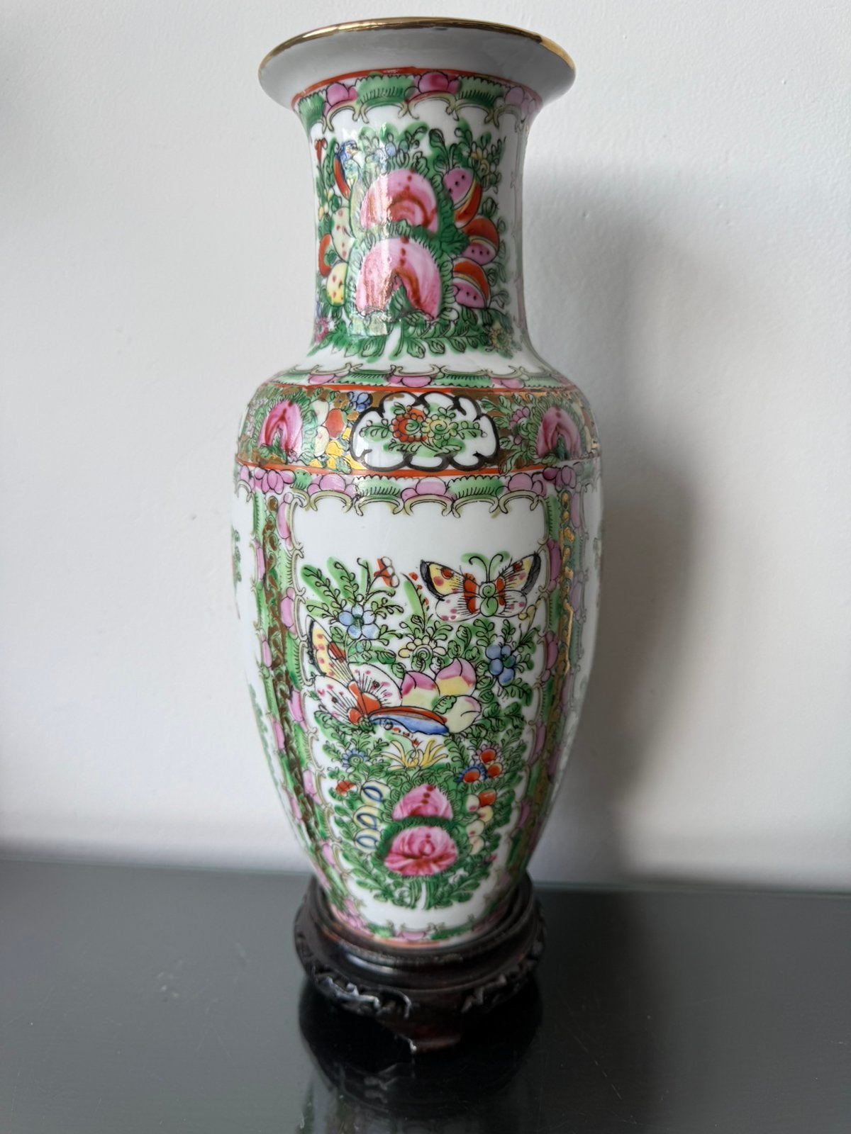 Grote Chinees Cantonees vaas op houten voet, Ophalen of Verzenden