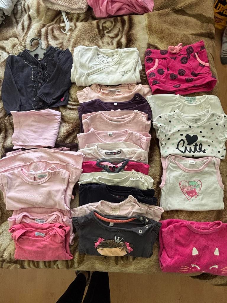 Roze babykleding pakket en jassen (maat 62-68), Ophalen, Gebruikt, Meisje